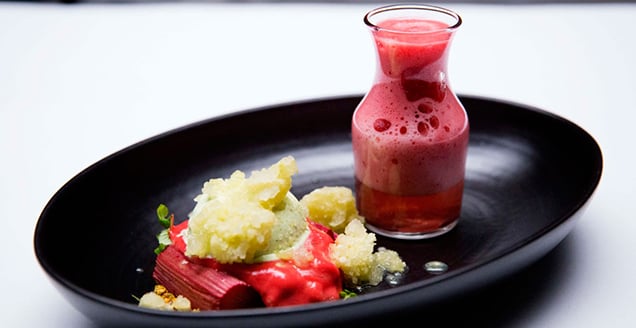 Billie McKay's rhubarb and champagne spider