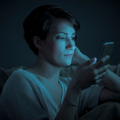 10 Ways to Know You’re Addicted to Social Media