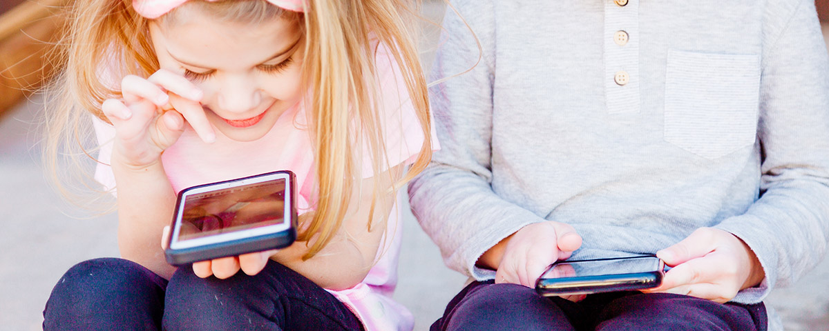 Smartphones are Harming Our Kids’ Mental Health — Here’s 4 Simple Screen-Time Guidelines