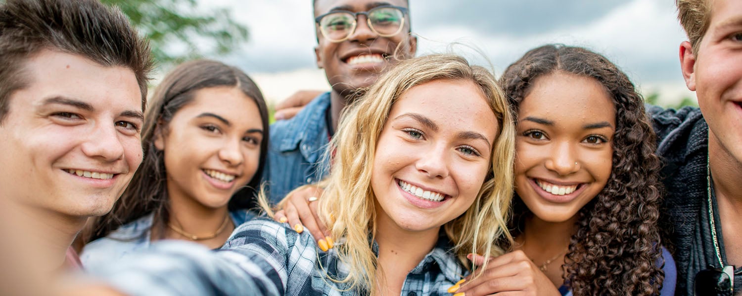 “Cool Parent” or “Strict Parent”? Navigating Your Teen’s Quest For Independence
