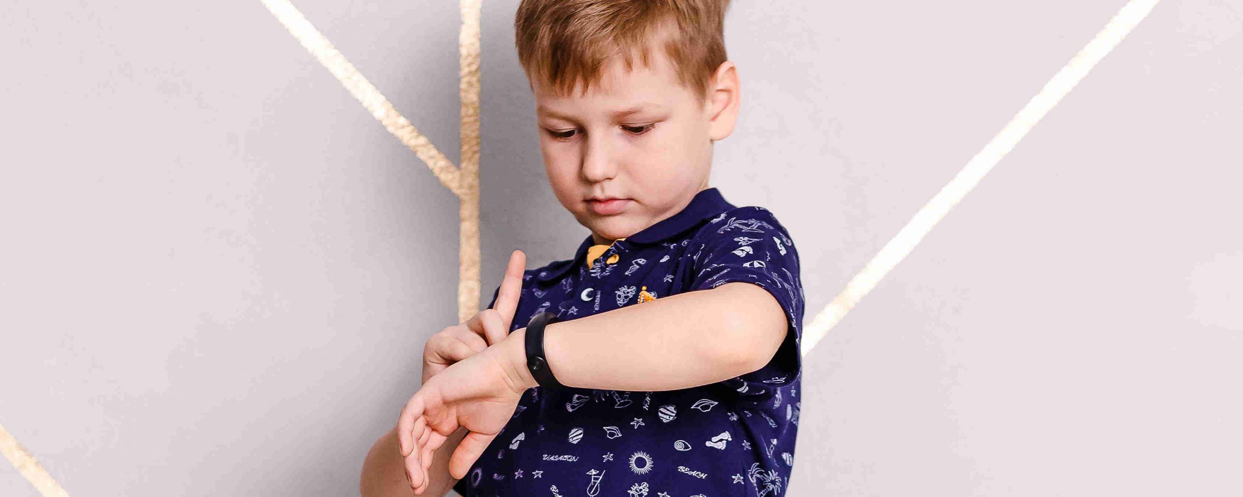 Kids are Snapping up Fitness Trackers – But Is it Any Good for Them? Expert Opinion