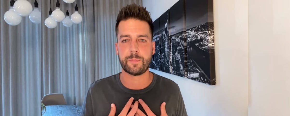 “I Had a Problem” — Christian Comic John Crist Breaks Silence Over Sex Addiction and Sexual Harassment