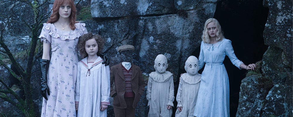 Miss Peregrine's home for peculiar children movie scene