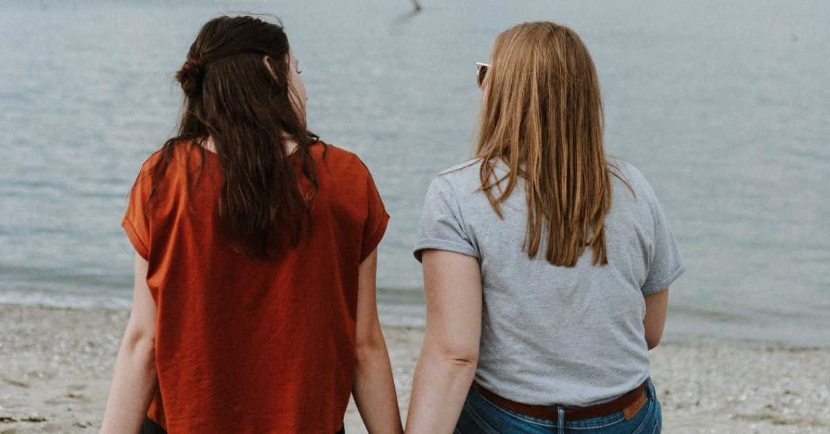 Should I Tell My Friends What Their Teen Is Doing on Instagram?