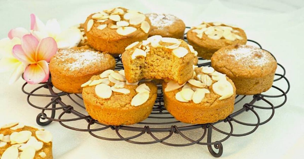 Orange and Almond Mini Cakes – RSF & Paleo Friendly [Recipe]