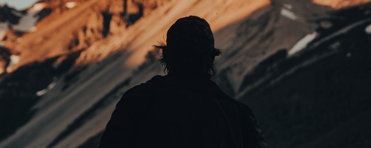 Sitting With Difficult Emotions: 5 Ways to Stay Present When You’d Rather Run Away
