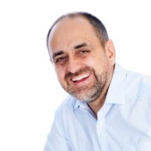 Dr Eliezer Gonzalez
