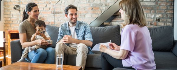 A family counselling session for Helpful Resources page