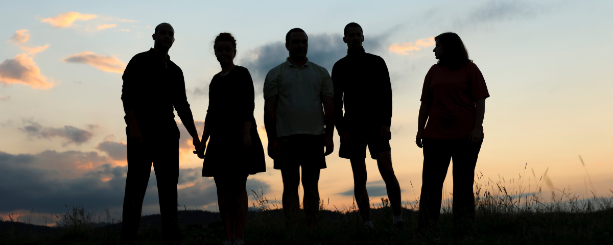 Friendship is Vital, but We Don’t Know How to Do It – Sheridan Voysey